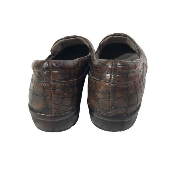 Naturalizer Women's Crocodile Print Slip on Loafers Size 9W - Picture 3 of 11